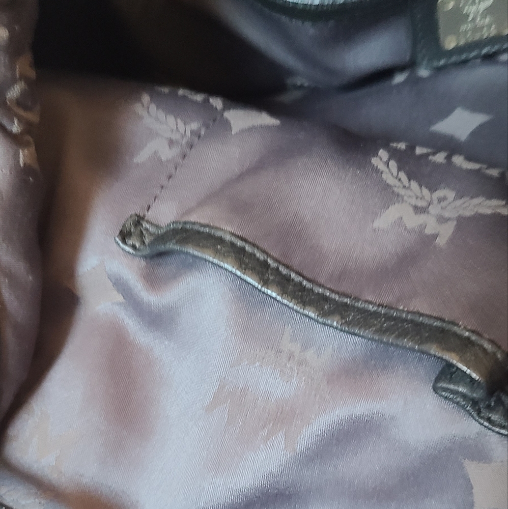MCM Bucket Black Bag - Picture 15 of 16